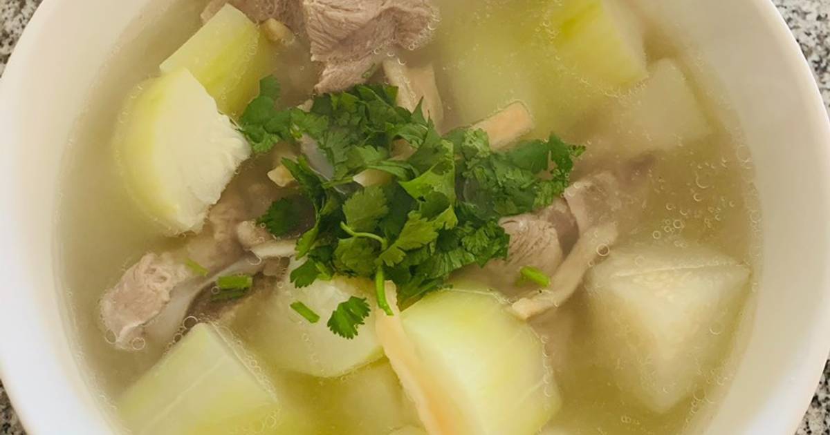Canh bí đao sườn heo