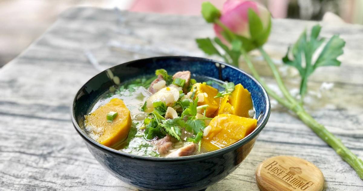 Canh Bí Đỏ Xương Heo Hầm Đậu Ngự