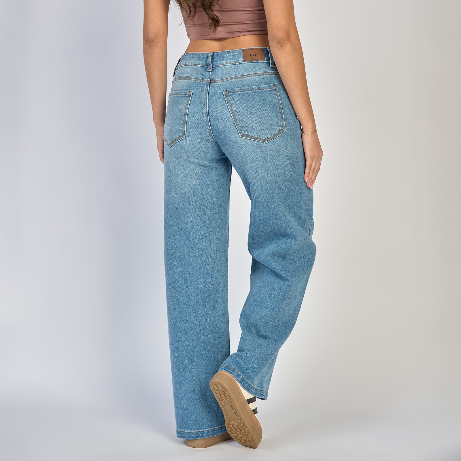 Jean dama wide leg tiro alto licrado, color Azul medio - Vista 4