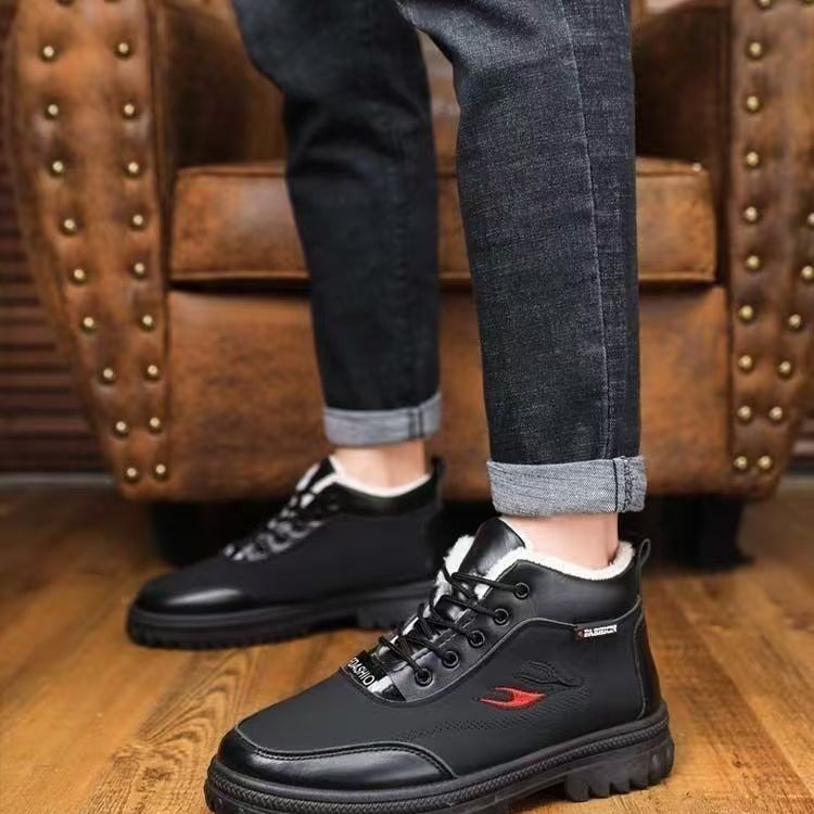 Men's winter boots, lined, water-repellent