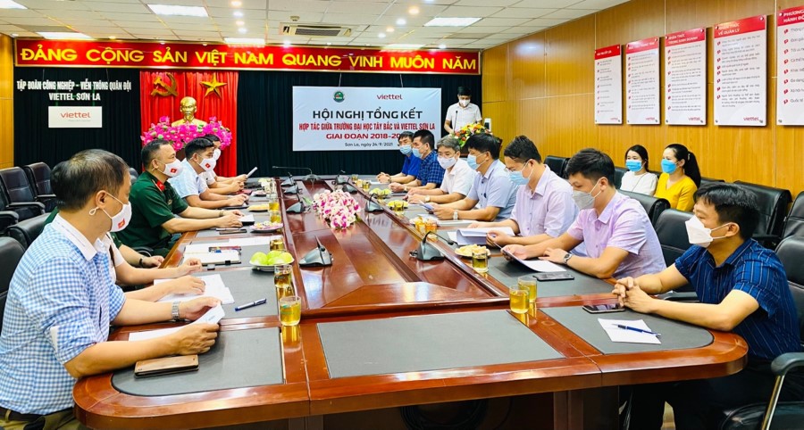 Hội nghị tổng kết hợp tác giữa Trường Đại học Tây Bắc và Viettel Sơn La giai đoạn 2018 - 2020