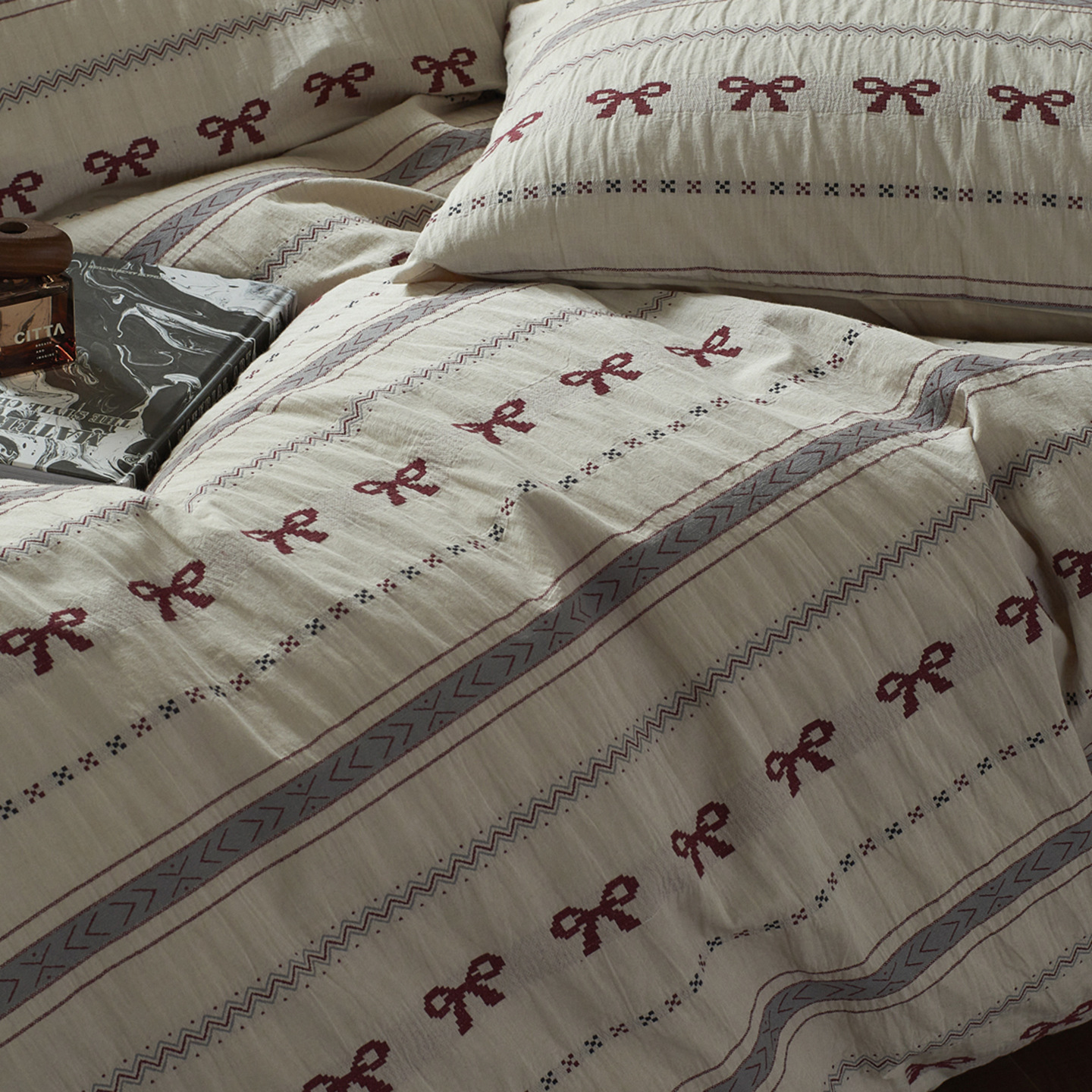 Baumwoll-Bettwäsche-Set, 4-teilig, Jacquard-Muster, Retro-Design