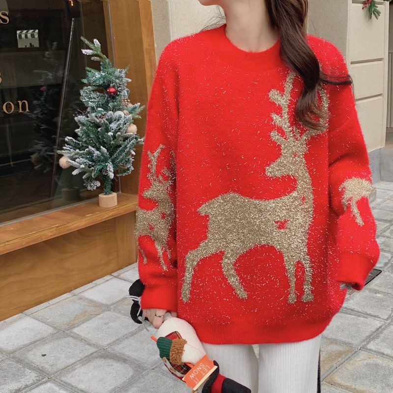 Weihnachtlicher Strickpullover mit Tiermotiv