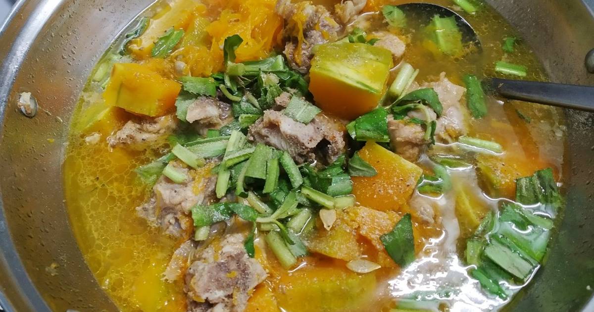 Bí ngô hầm xương
