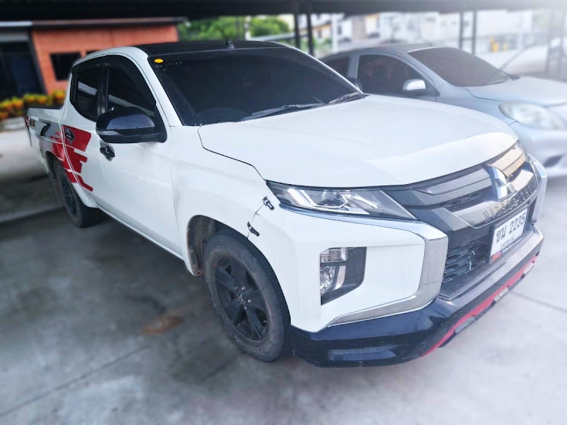 MITSUBISHI TRITON 18-23