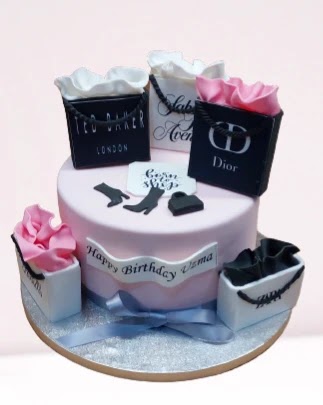 Fashion Themed Birthday Cake CB-NC561