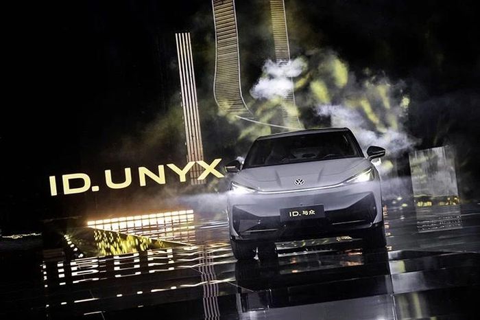[GALLERY] Volkswagen ID. Unyx 07 mở bán chỉ từ 454 triệu, đấu Toyota Camry - Báo Tri thức &amp; Cuộc sống