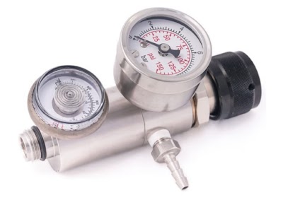 CR-121 Two-Stage Pressure-Reducing Regulator - Calibration Gas Equipment by Southern CGS