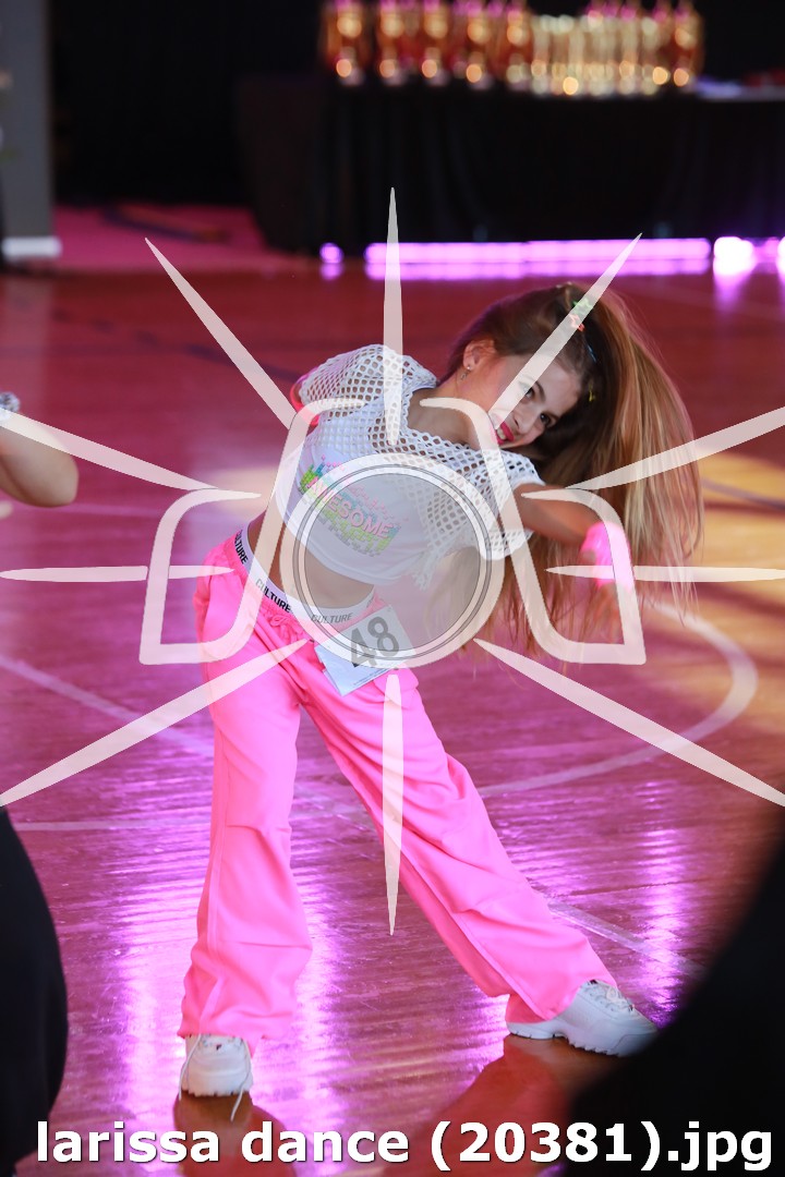 larissa dance (20381).jpg