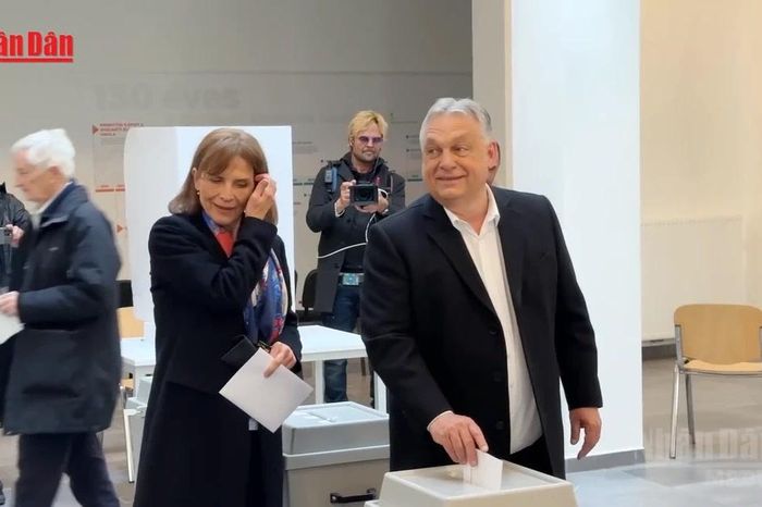 Cử tri Hungary đi bầu cử với tỷ lệ cao kỷ lục - Báo Nhân Dân