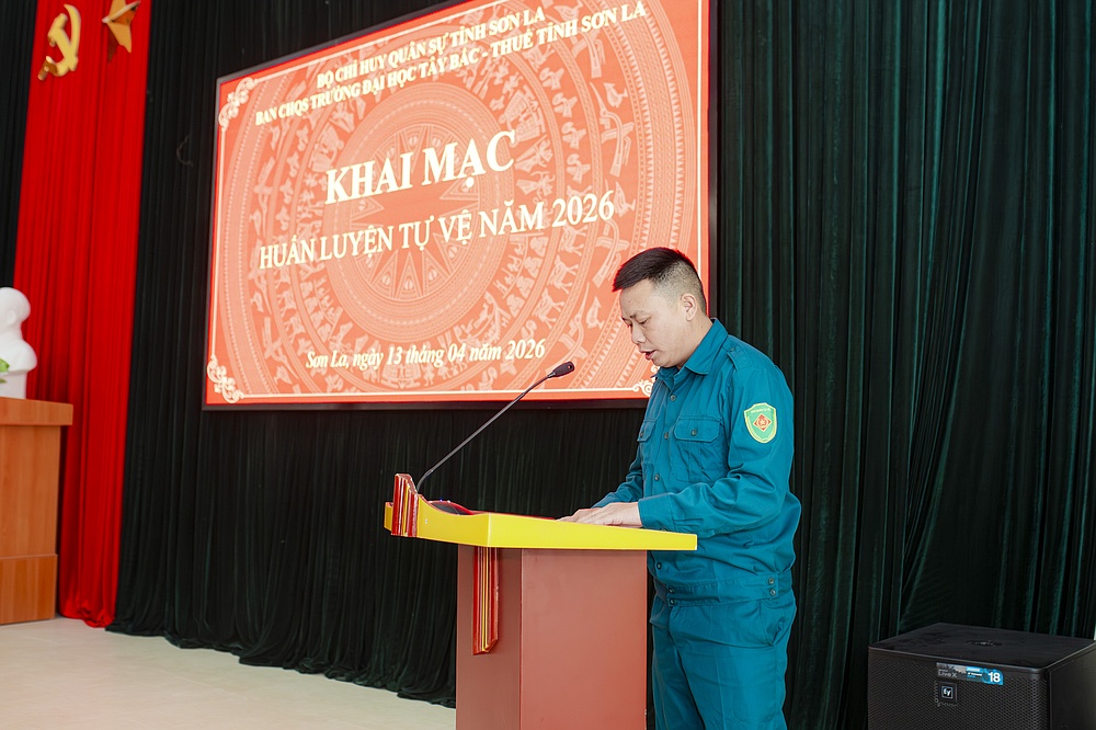 Ban chỉ huy quân sự Trường Đại học Tây Bắc -  Thuế tỉnh Sơn La khai mạc huấn luyện tự vệ năm 2026