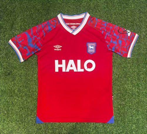 25-26 Ipswich Town Visitante.jpg