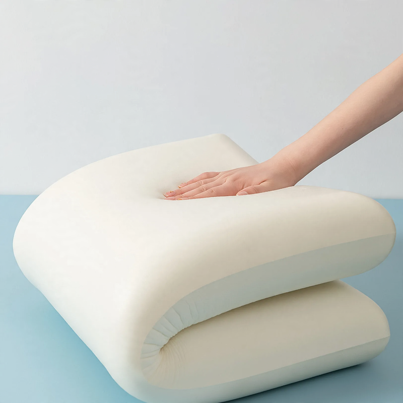 Ergonomic Memory Foam Pillow