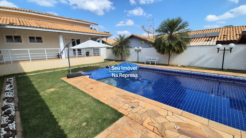 Foto 25 de Casa terréa com 4 suítes na Quadra GW Iate, um terreno amplo de 1.250m² e 320m² de construção
