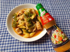 Như vậy là cả nhà đã hoàn thành món Gà sốt rau củ rồi, món này ăn nóng với cơm rất ngon. Gà mềm thấm xốt Knorr vừa ăn, thêm vị ngọt từ bắp và ớt chuông khi ăn sẽ rất hao cơm.
