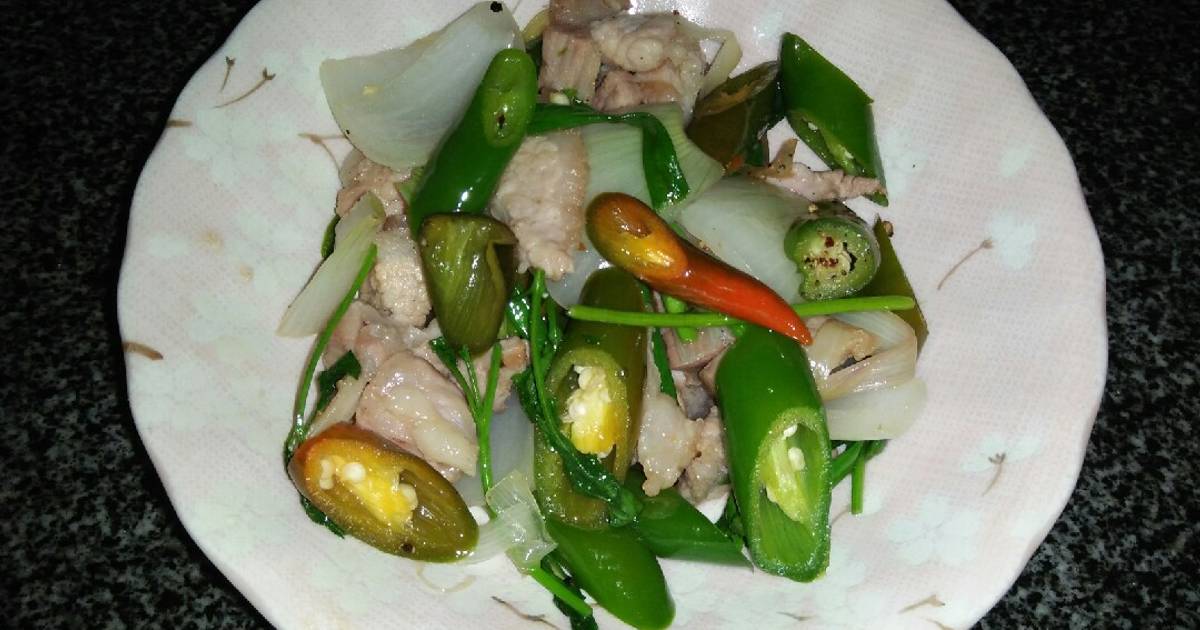 Ba chỉ xào ớt