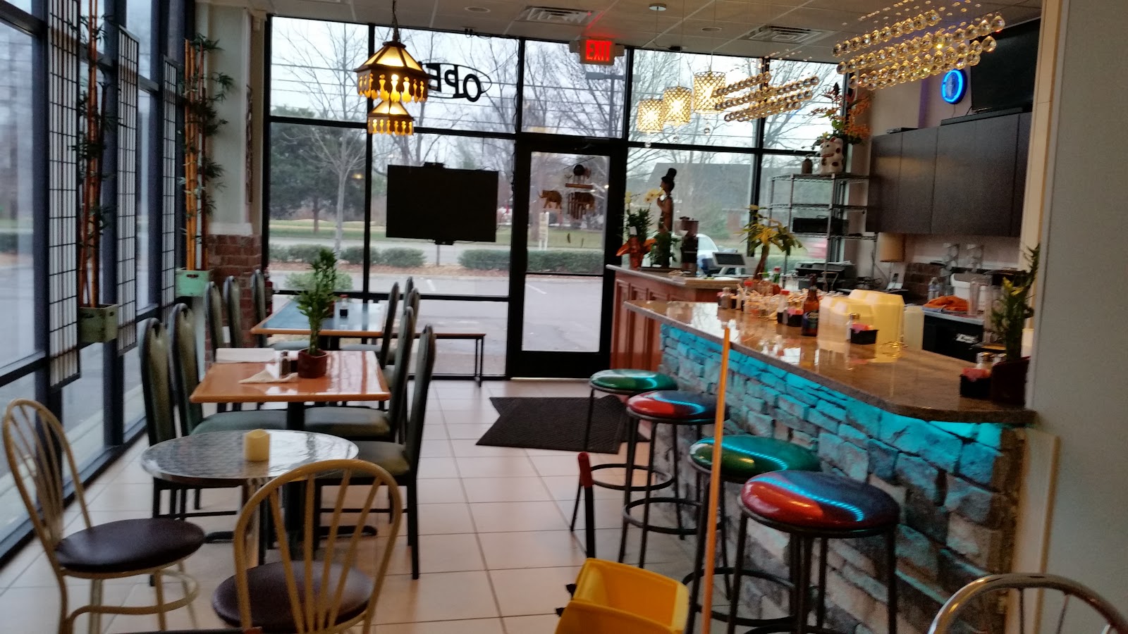 Asian Restaurant: Commercial Construction in West Tennessee (project photo 11)