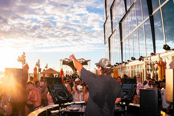 DJ Susan - Labor Day Weekend Pool Party photo 56