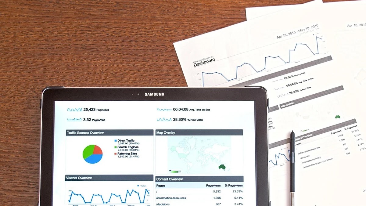 아이패드와 갤럭시탭 디스플레이 기술과 활용 차이