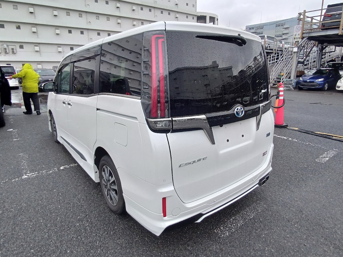 Toyota Esquire
