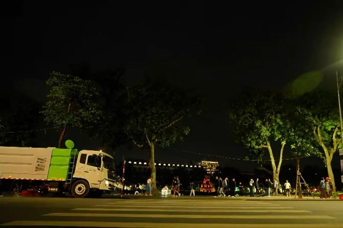 Tăng cường đảm bảo vệ sinh môi trường dịp lễ 30/4 – 1/5 - Đài Phát thanh và truyền hình Hà Nội