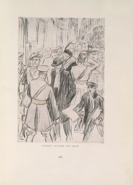 LondonOutside the Savoy 1916 1917