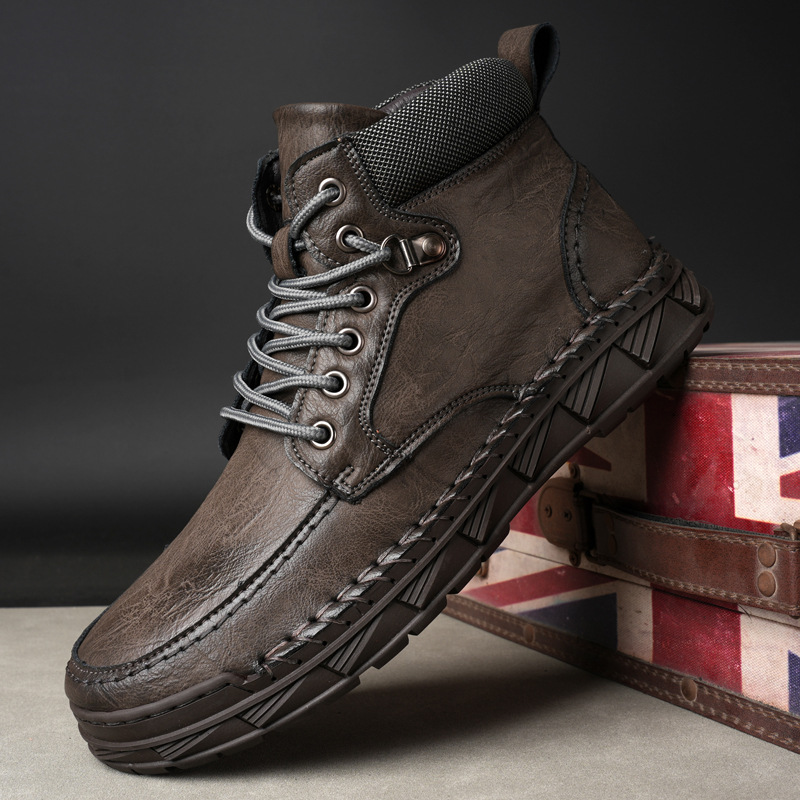 Insulated winter boots, warm and breathable