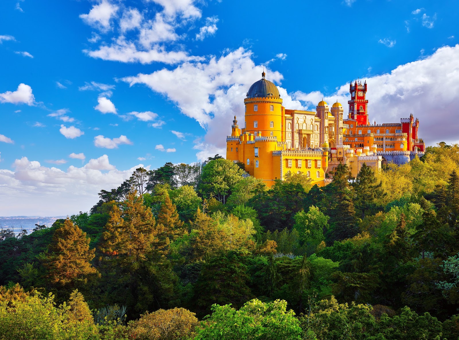 4 Mountain Areas in Portugal to Explore Castles and Mountain Scenery