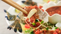 Với nước xốt này bạn có thể ngâm cùng các loại đồ tươi sống như tôm, hàu, ghẹ,... Nước xốt cây nóng đủ làm chín các loại hải sản tươi, hương vị chua ngọt rất bắt vị. Ai là fan của các món hải sản ngâm sống kiểu Thái tuyệt đối đừng bỏ qua công thức xốt ngâm này nha.