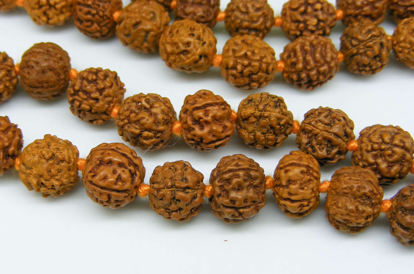 Natural Rudraksha Mala 9–9.5 MM