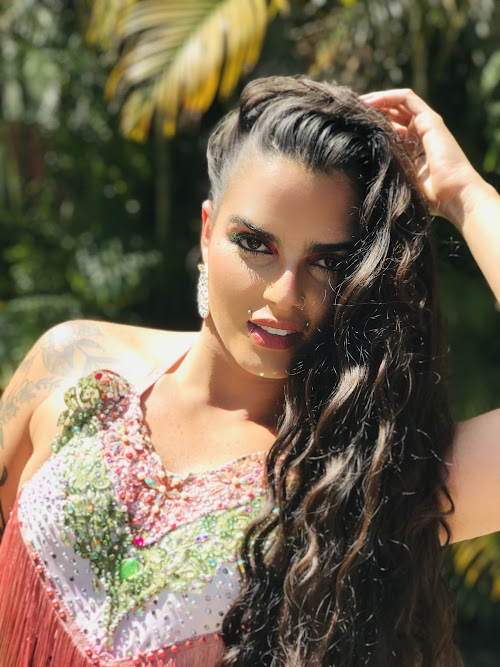 Roberta Stephanie Ribeiro de carvalho/ Robertinha