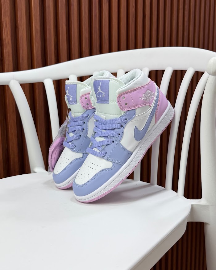 Jordan 1 Mid Lavanda Rosa