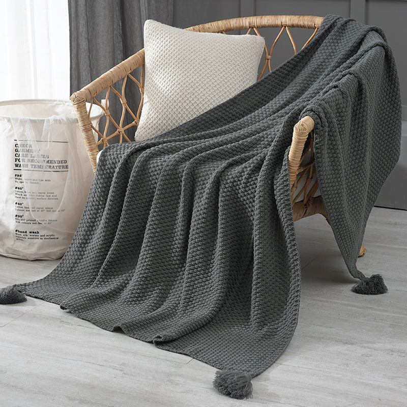 Knit blanket for sofa and office