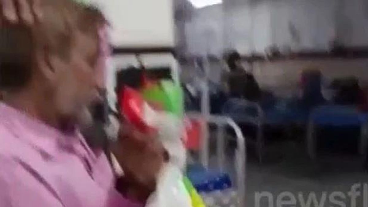 Bị rắn cực độc cắn, người đàn ông xách luôn 'thủ phạm' đến bệnh viện - Tạp chí Doanh Nghiệp Việt Nam