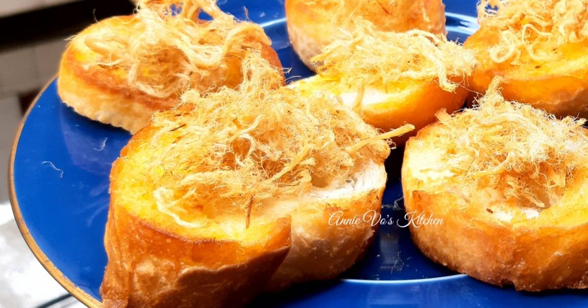 Bánh mì chiên bơ chà bông