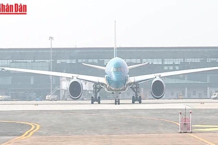 Đề xuất phụ thu nhiên liệu, vé máy bay nội địa có thể tăng tới 4,68 triệu đồng/vé - Báo Nhân Dân