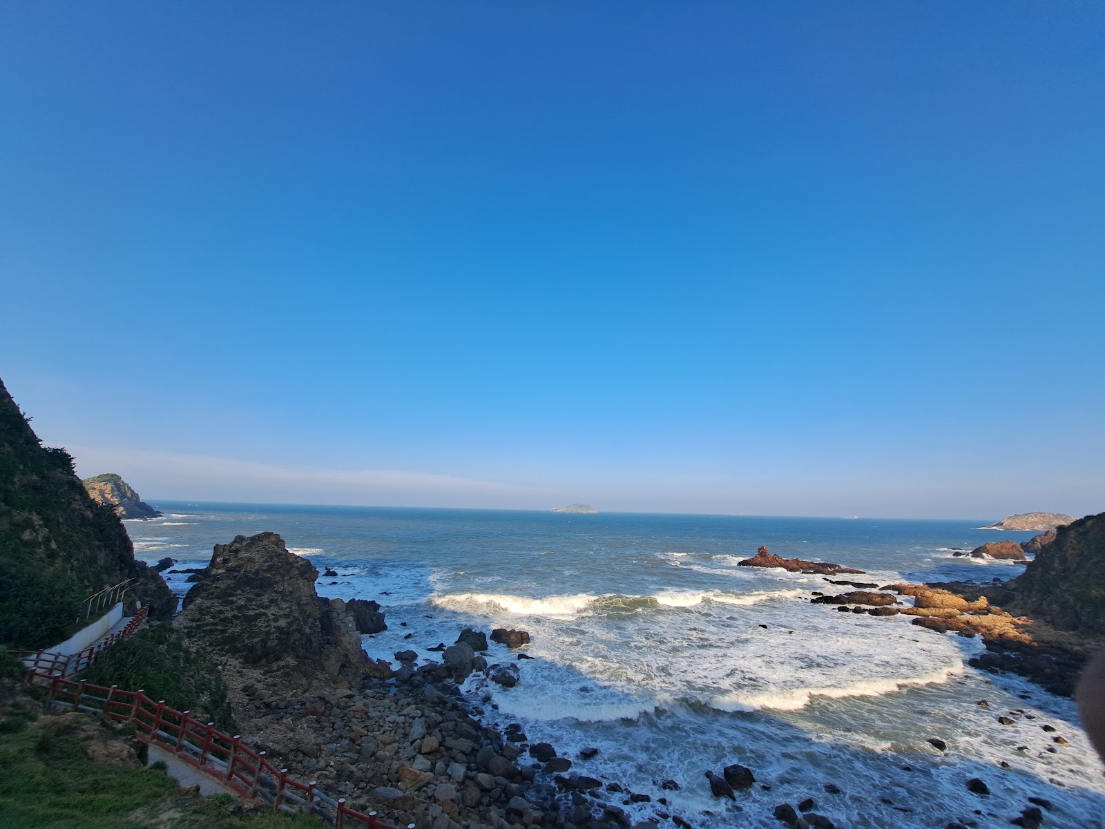 Travel and Live 2
