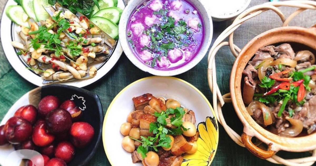 Mâm Cơm Nhà Thứ Bảy