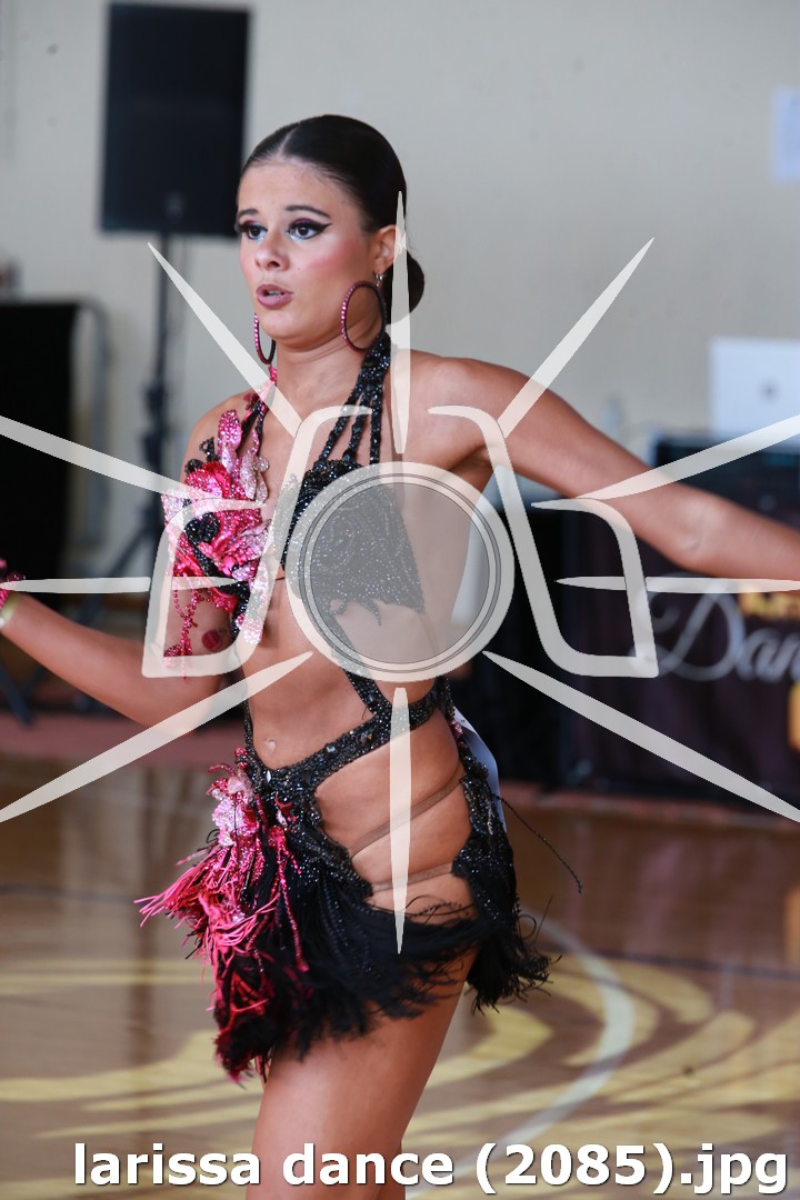 larissa dance (2085).jpg