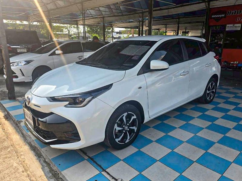 TOYOTA YARIS ECO