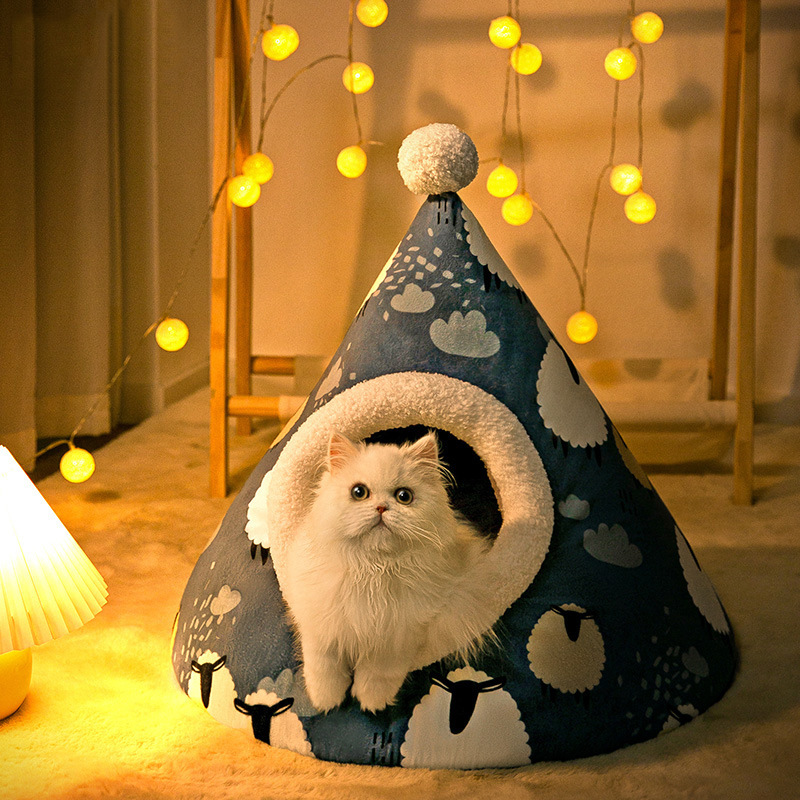 Closed house tent for cats and small dogs