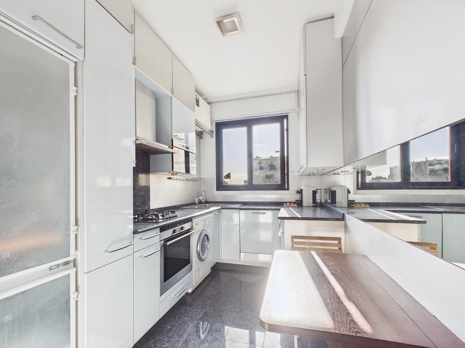 Appartement — 8 avenue Montaigne, 75008 Paris — photo 12/39