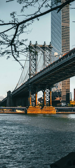 Manhattan Bridge Structure and Modern Skyscraper View - Free mobile Wallpaper