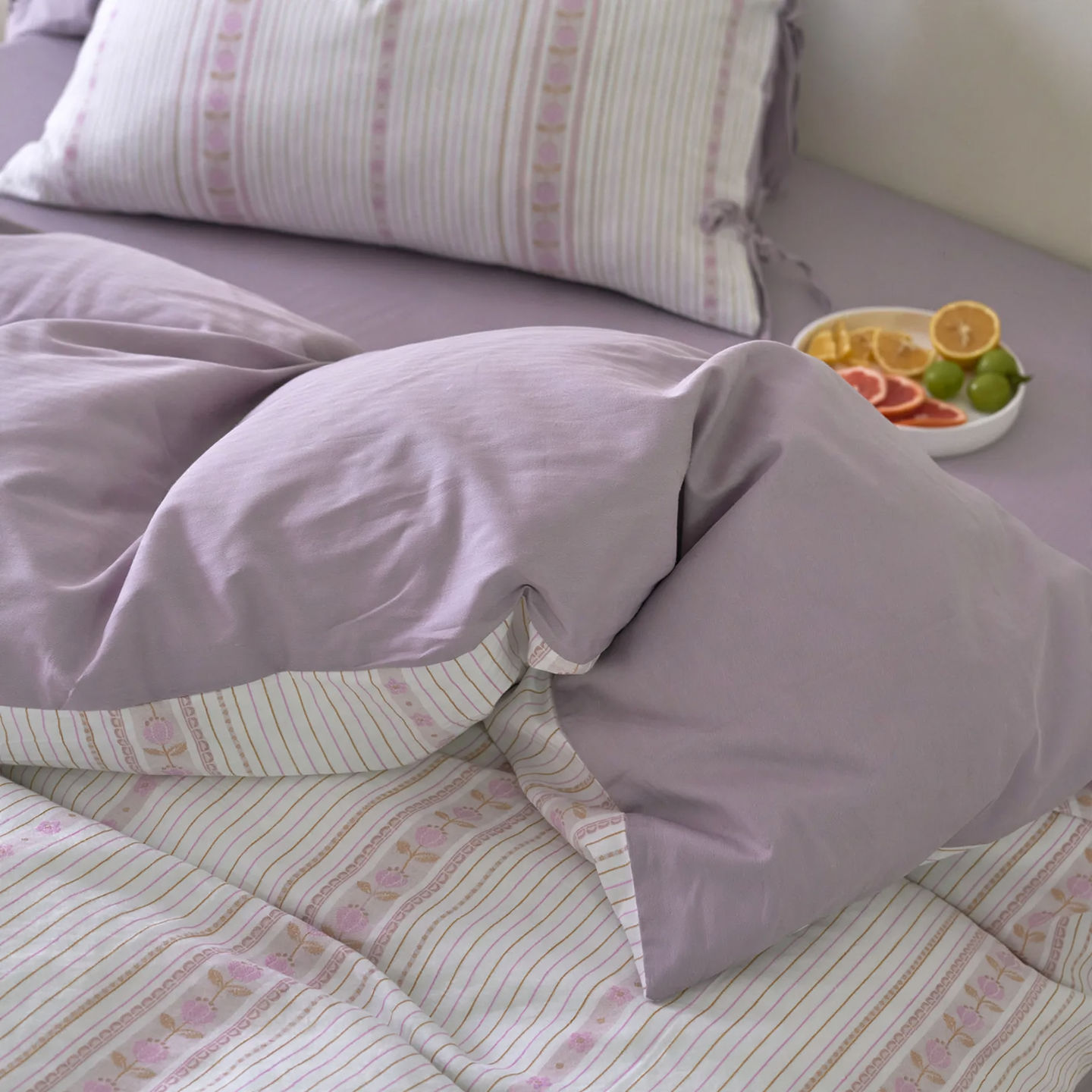 Cotton bedding set, jacquard, with ties