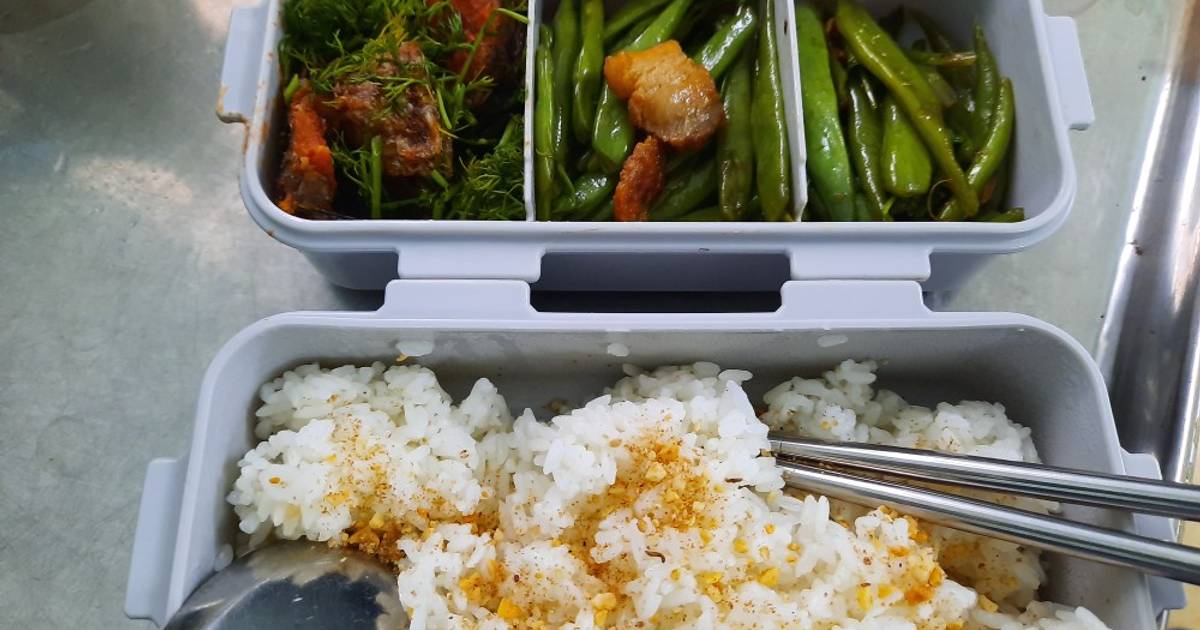 Cá sốt cà chua _ đỗ cove xào thịt cháy cạnh_cơm trưa văn phòng