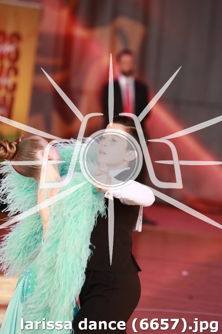 larissa dance (6657).jpg