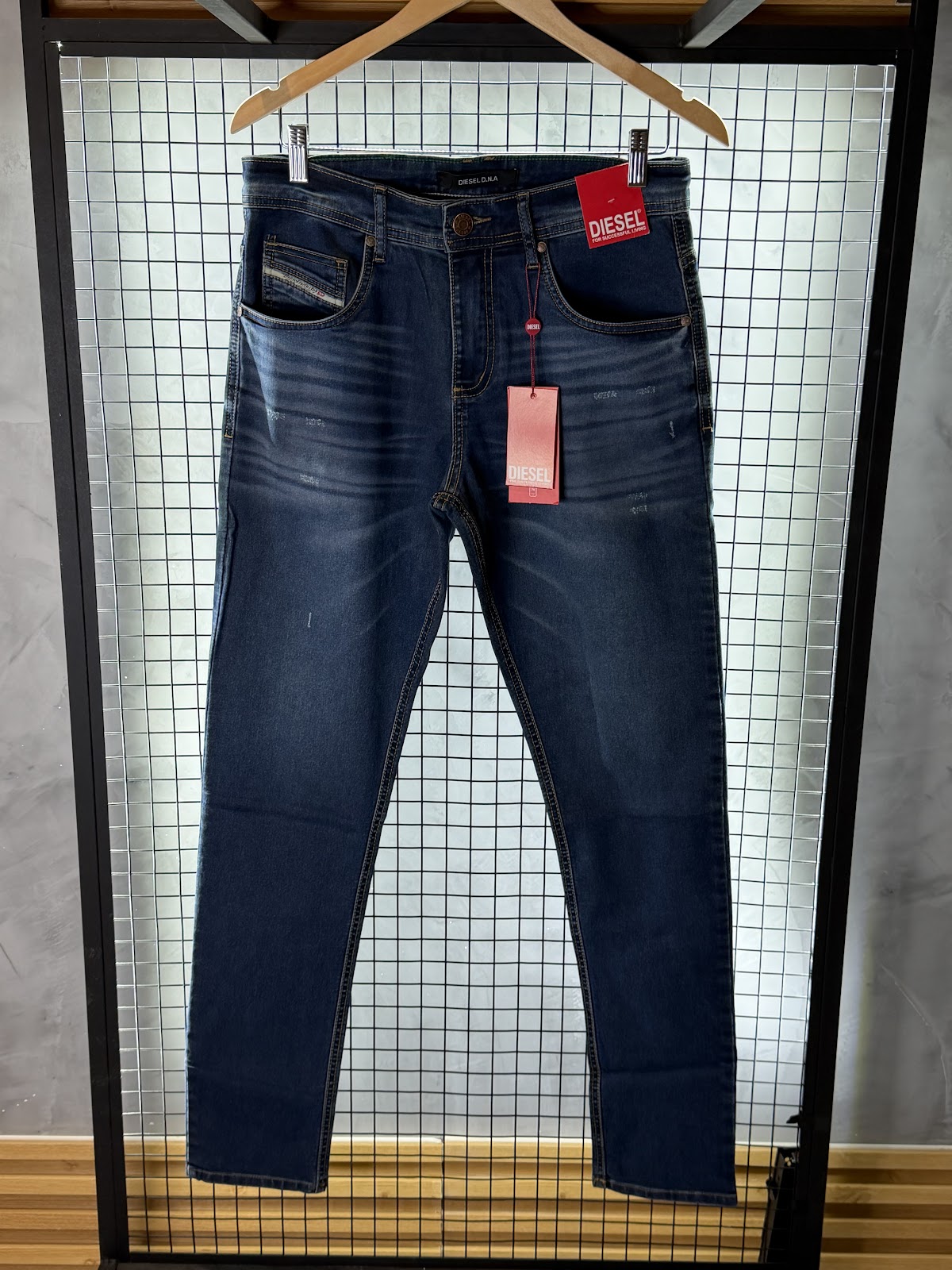 Calça_Jeans_Diesel_V8 - 1