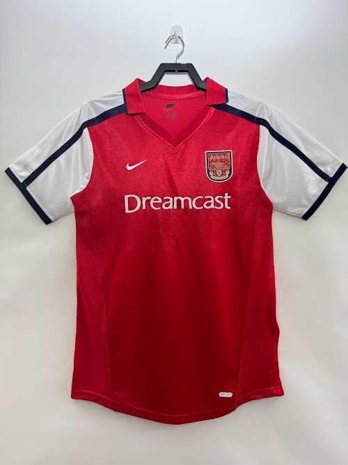Equipación local del Arsenal 2001-02.jpg