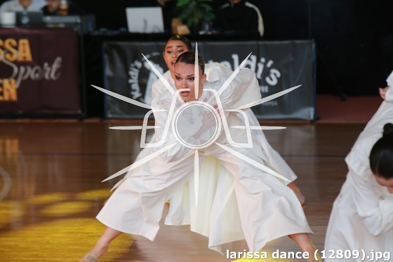 larissa dance (12809).jpg