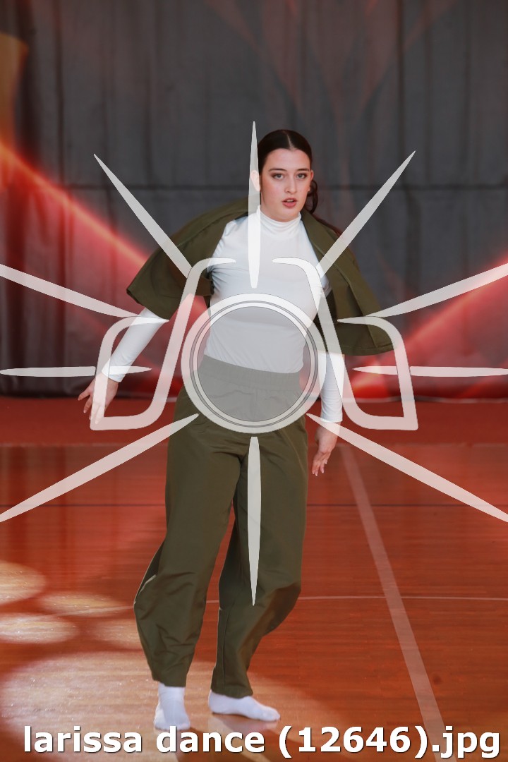 larissa dance (12646).jpg